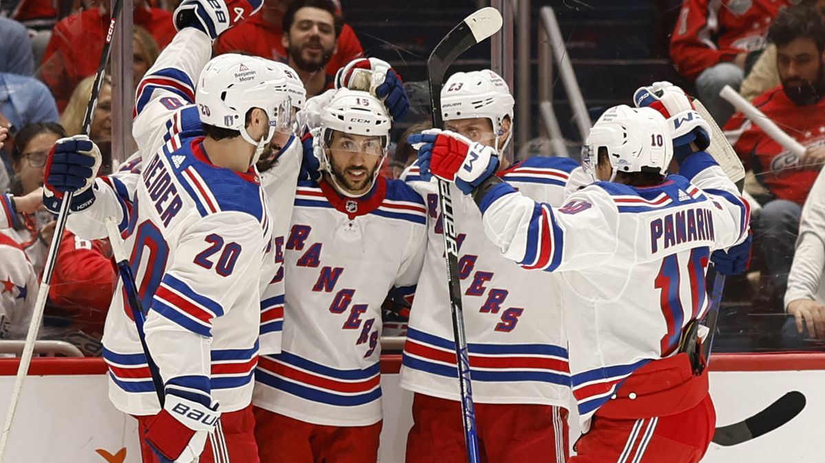 Krok od postupu. Rangers ovládli i třetí zápas 1. kola play off NHL